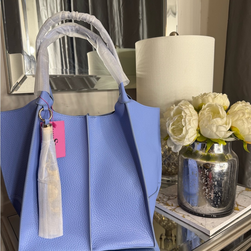 Sassy Jones Elegant Rare color Women's Handbag